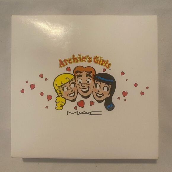 NIB MAC Archie’s Girls Young Hearts Mirror - Picture 5 of 6